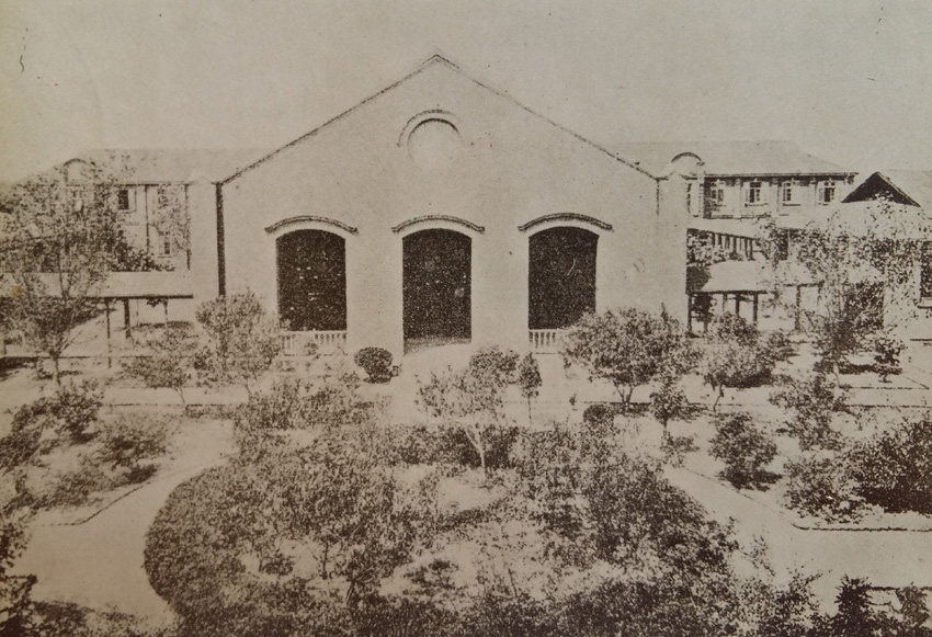 唐吉慧:中国公学礼堂.jpg 唐吉慧:中国公学礼堂.jpg