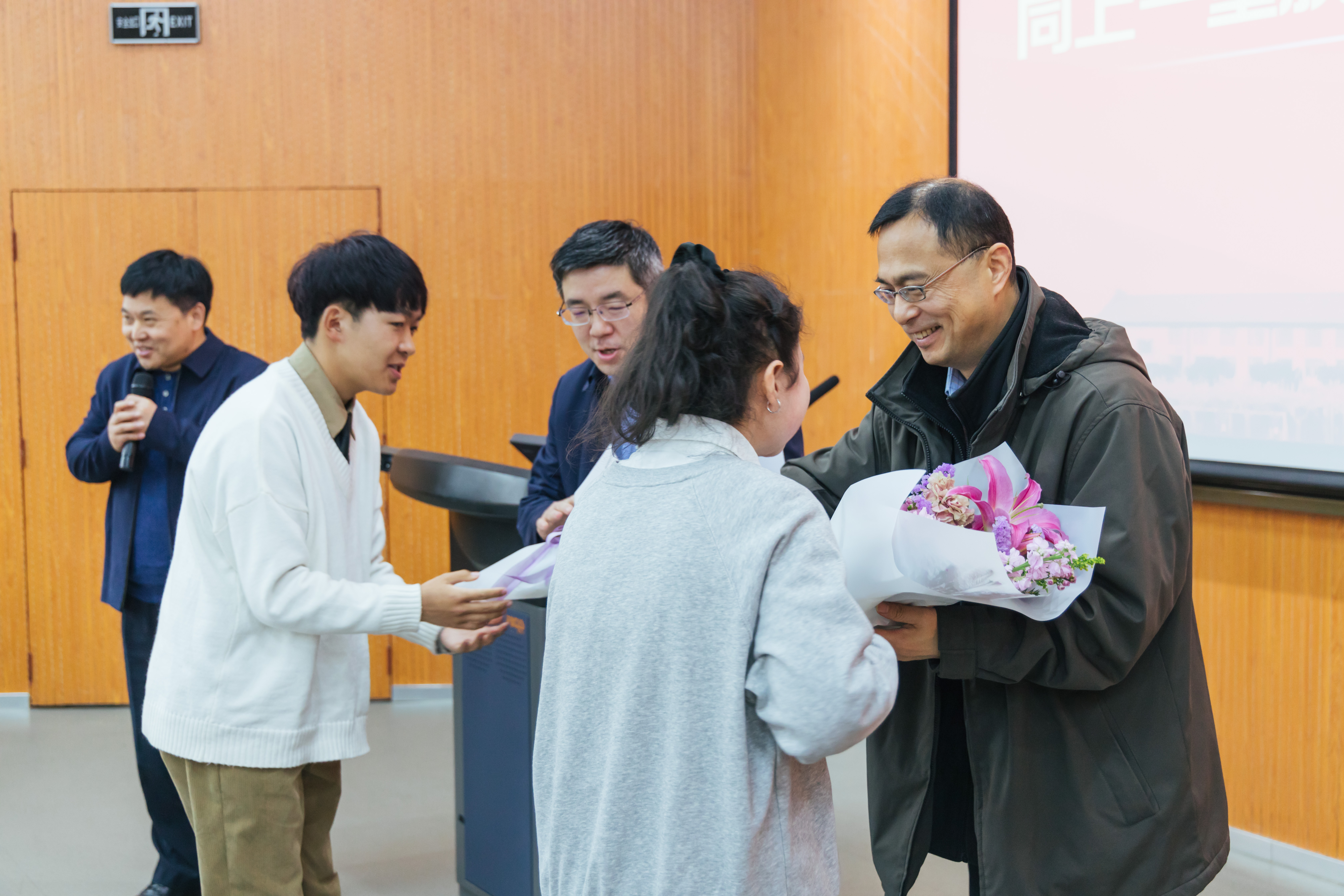 微信图片_20210308171617.jpg 微信图片_20210308171617.jpg