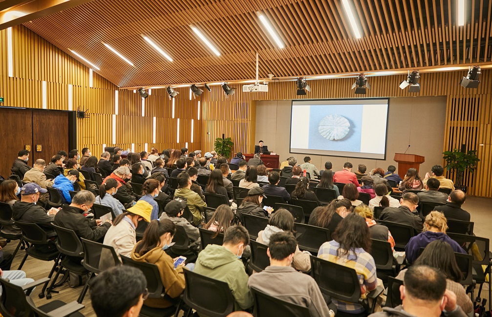 7.讲座现场.jpg 7.讲座现场.jpg