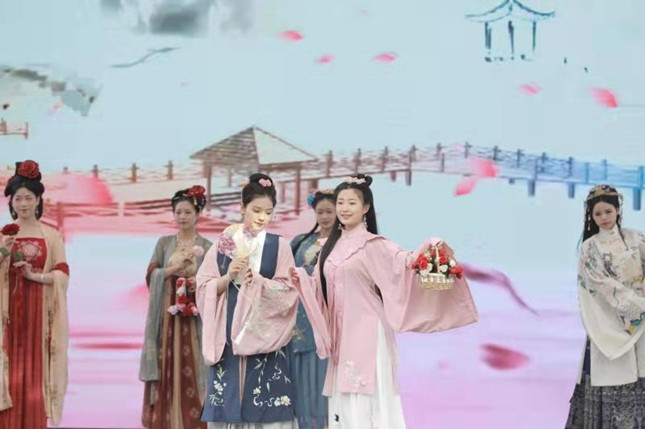 内1418844db5d1_副本.jpg 内1418844db5d1_副本.jpg