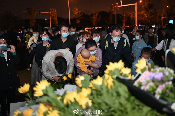 0033ImPzly1gqrmtn7b9lj61930u0wp902.jpg 0033ImPzly1gqrmtn7b9lj61930u0wp902.jpg