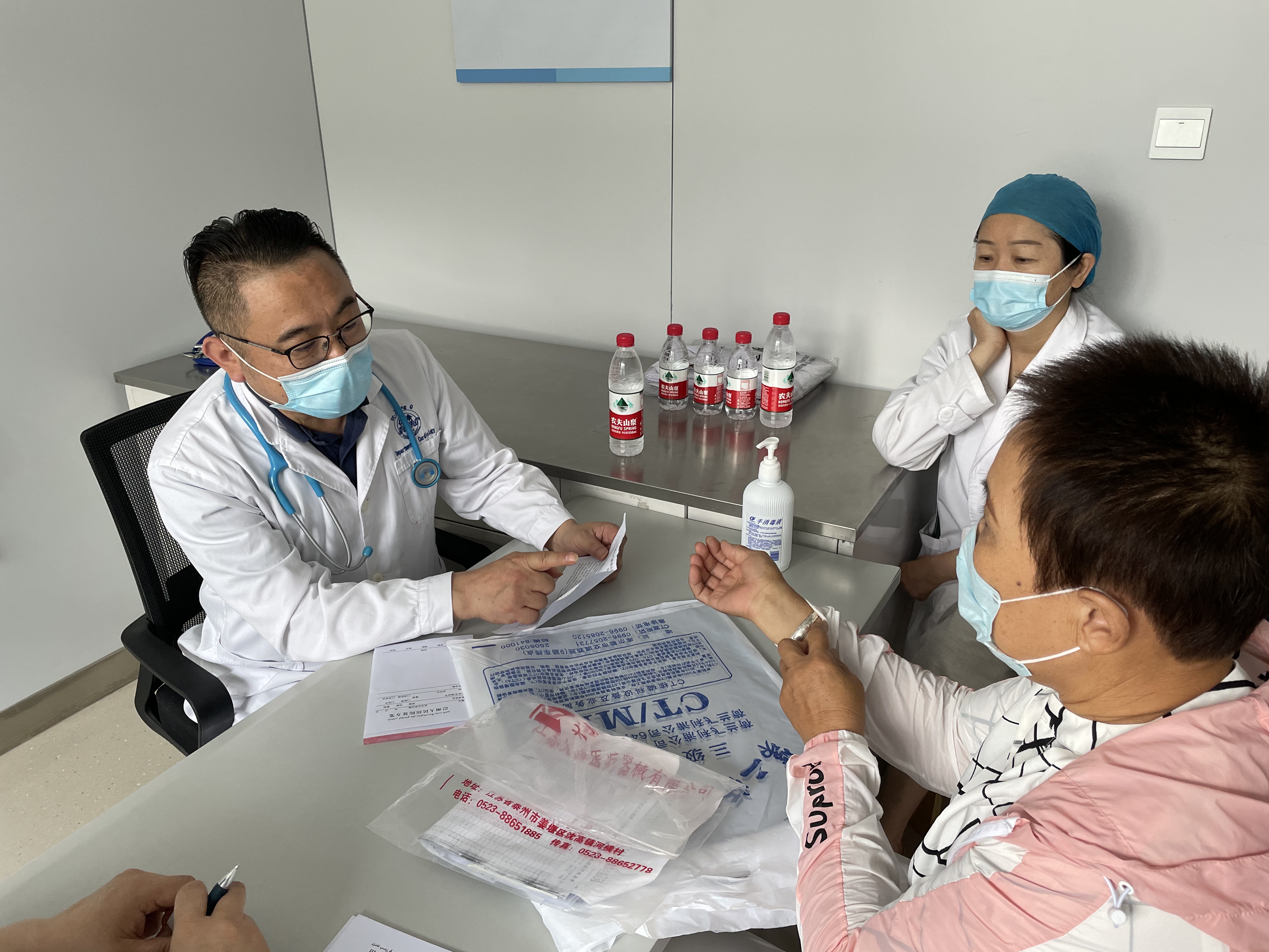 444065103.jpg 444065103.jpg