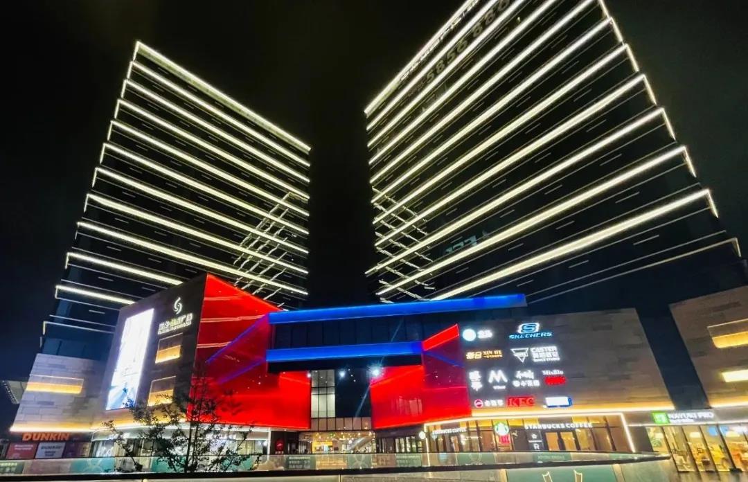 申城又新增一处打卡点,位于杨浦的宝龙旭辉广场本周五开业