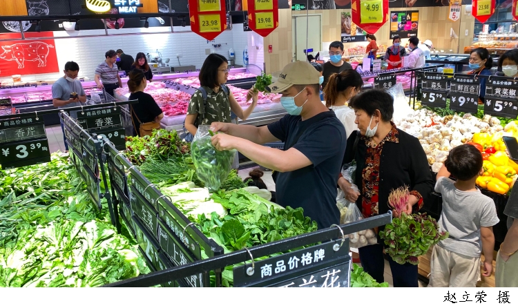 2102073_w750.jpg 2102073_w750.jpg