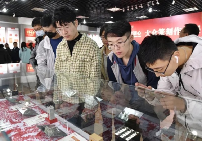 645.webp.jpg 645.webp.jpg