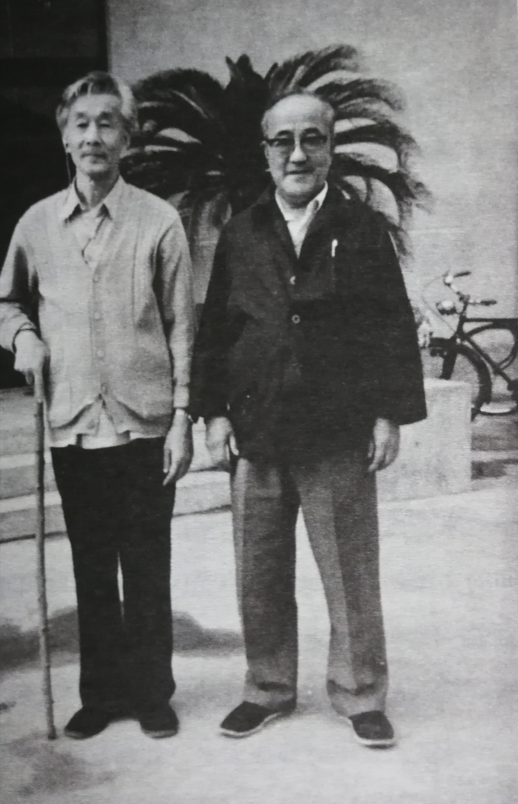 微信图片_20211021 周汝昌黄裳合影.jpg 微信图片_20211021 周汝昌黄裳合影.jpg