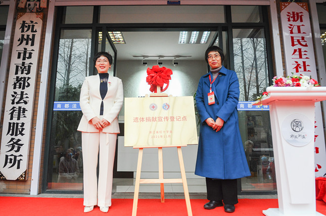 内 00881c8bc4b276_副本.jpg 内 00881c8bc4b276_副本.jpg