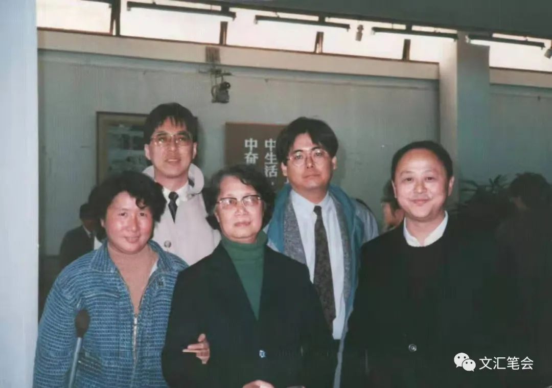 章洁思:与绍弥等的合影.jpg 章洁思:与绍弥等的合影.jpg