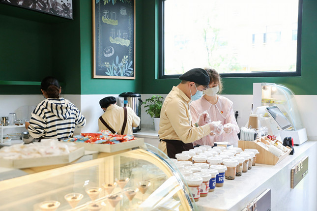 内 e87f585caf_副本.jpg 内 e87f585caf_副本.jpg