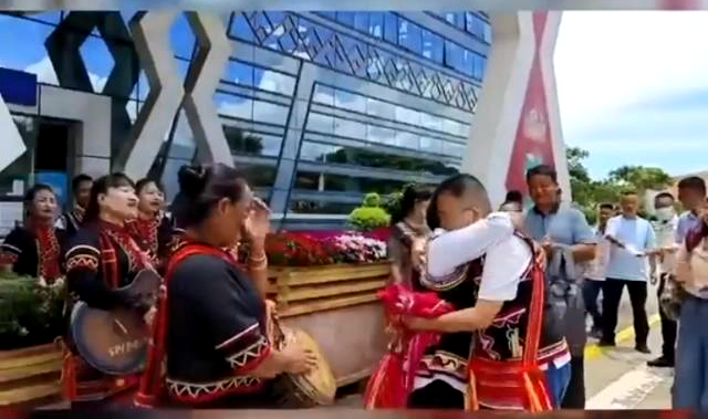 mda-ngw8tdcwmzjxzxzt.mp4_20220731_151537228.jpg mda-ngw8tdcwmzjxzxzt.mp4_20220731_151537228.jpg