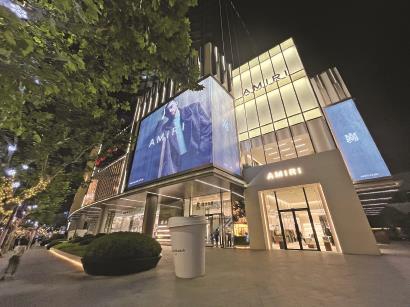 20802_p18.jpg 20802_p18.jpg