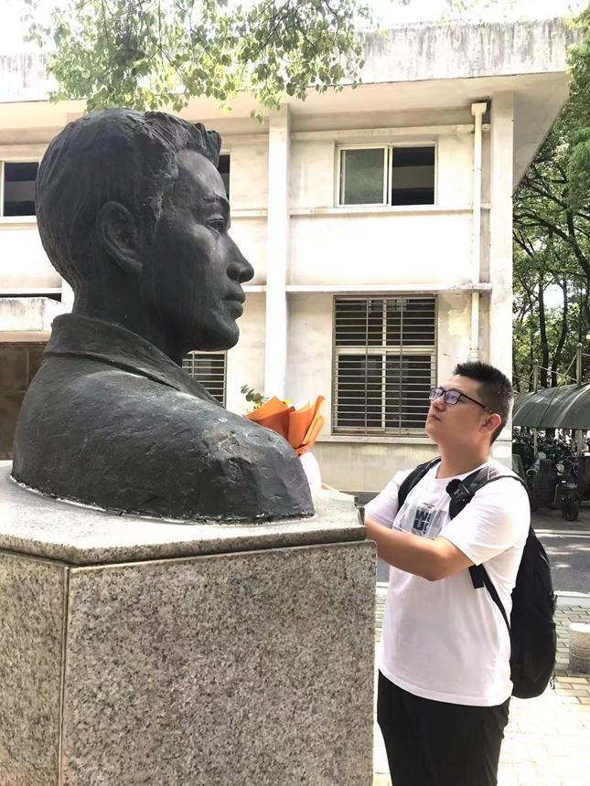 地大01.jpg 地大01.jpg