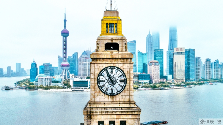 钟楼.jpg 钟楼.jpg