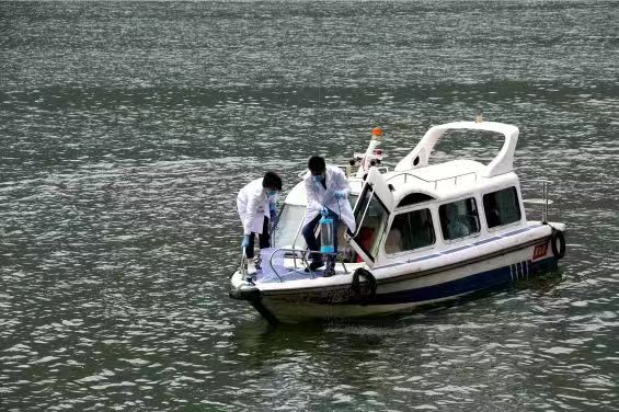 1123724894.jpg 1123724894.jpg