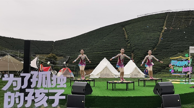 8c12d3ff496c46e4b0944947cc22d4f.jpg 8c12d3ff496c46e4b0944947cc22d4f.jpg