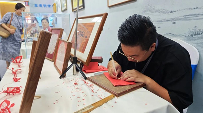 nei 824120744_副本.jpg nei 824120744_副本.jpg