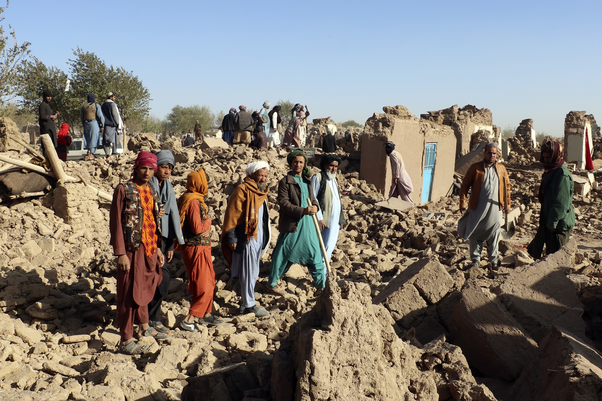 （外代一线）（6）阿富汗地震死亡人数已超(6504396)-20231009023749.JPG